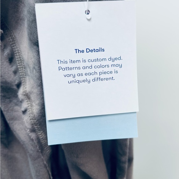 Women’s Joylab Thumb Hole Sweatshirt Tie Dye Iron Tan Gray French Terry ￼Medium - Picture 9 of 11